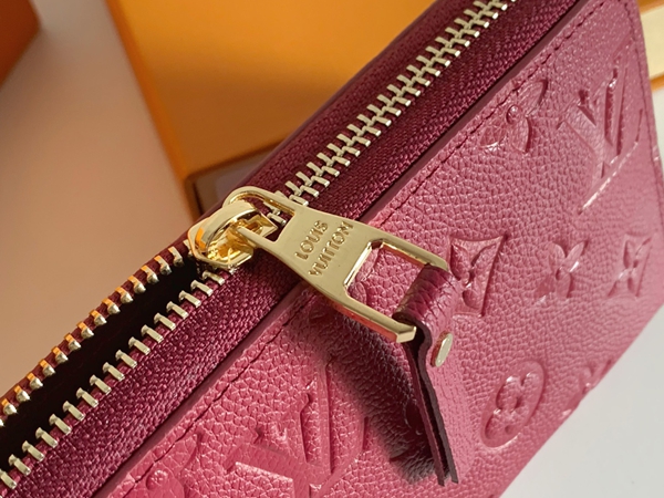 LVコピーウォレット角部分ディテール